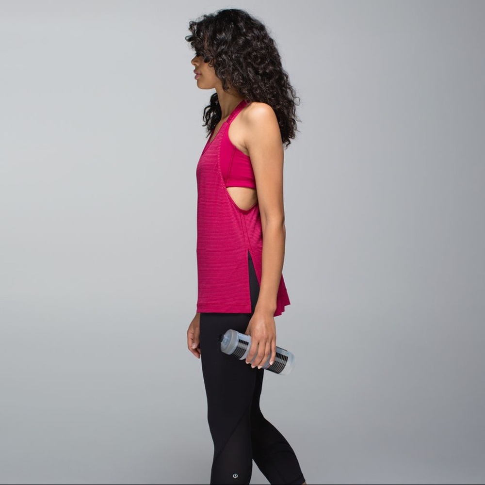 Lululemon Athletica Bumble Berry Stash It Running Tank size 6 EUC - Picture 4 of 16